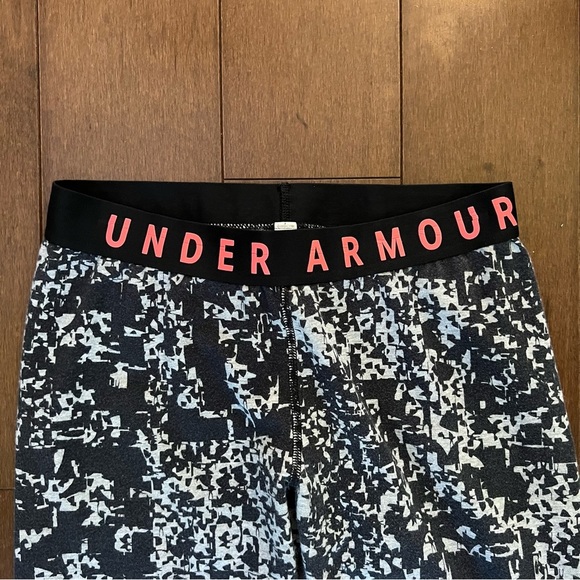Under Armour Leggings - Size Small - Performance and Style" - Picture 3 of 5